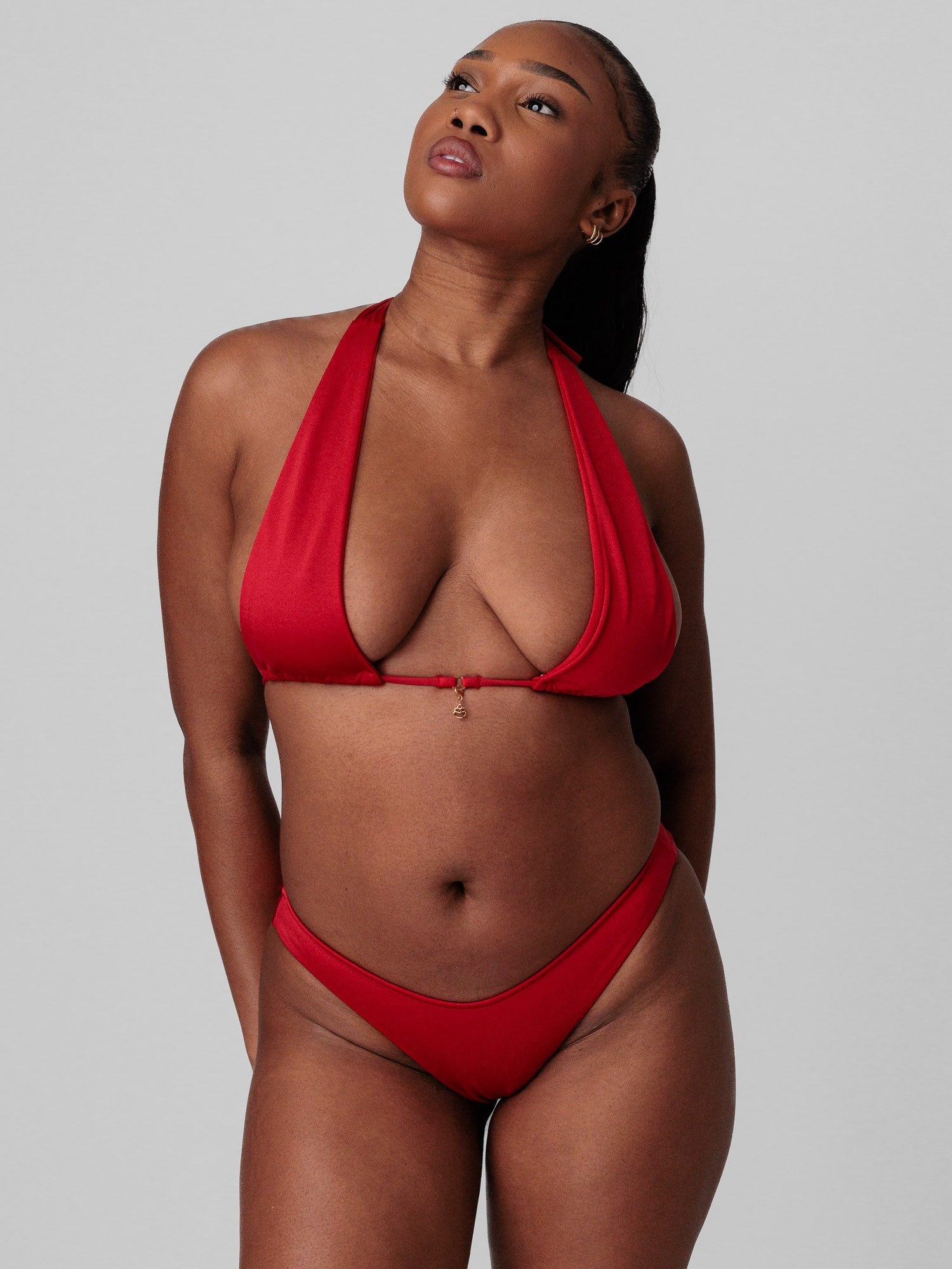 Mugo Triangle Hibiscus (Rouge)