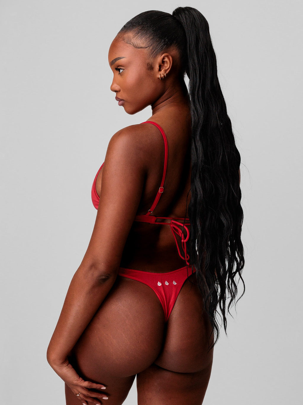 Cembro Tanga Hibiscus (Rouge)